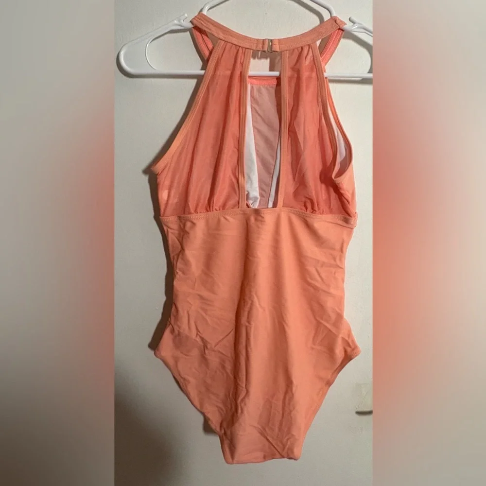 Elegant Coral One-Piece Swimsuit - Picture 3 of 4